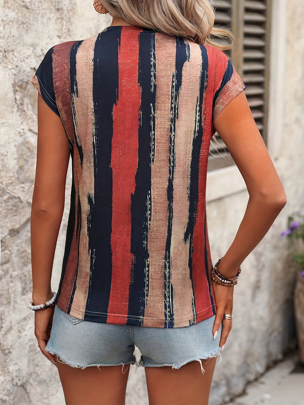 Women's Fashion Short-Sleeve T-Shirt, Colorful Striped Print Top for Women