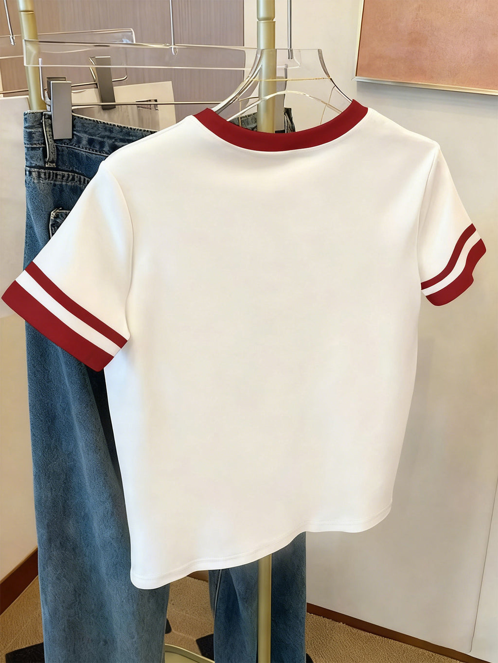 Women'S Stylish Summer Short-Sleeve Pullover Top with Beautiful Contrasting Colors