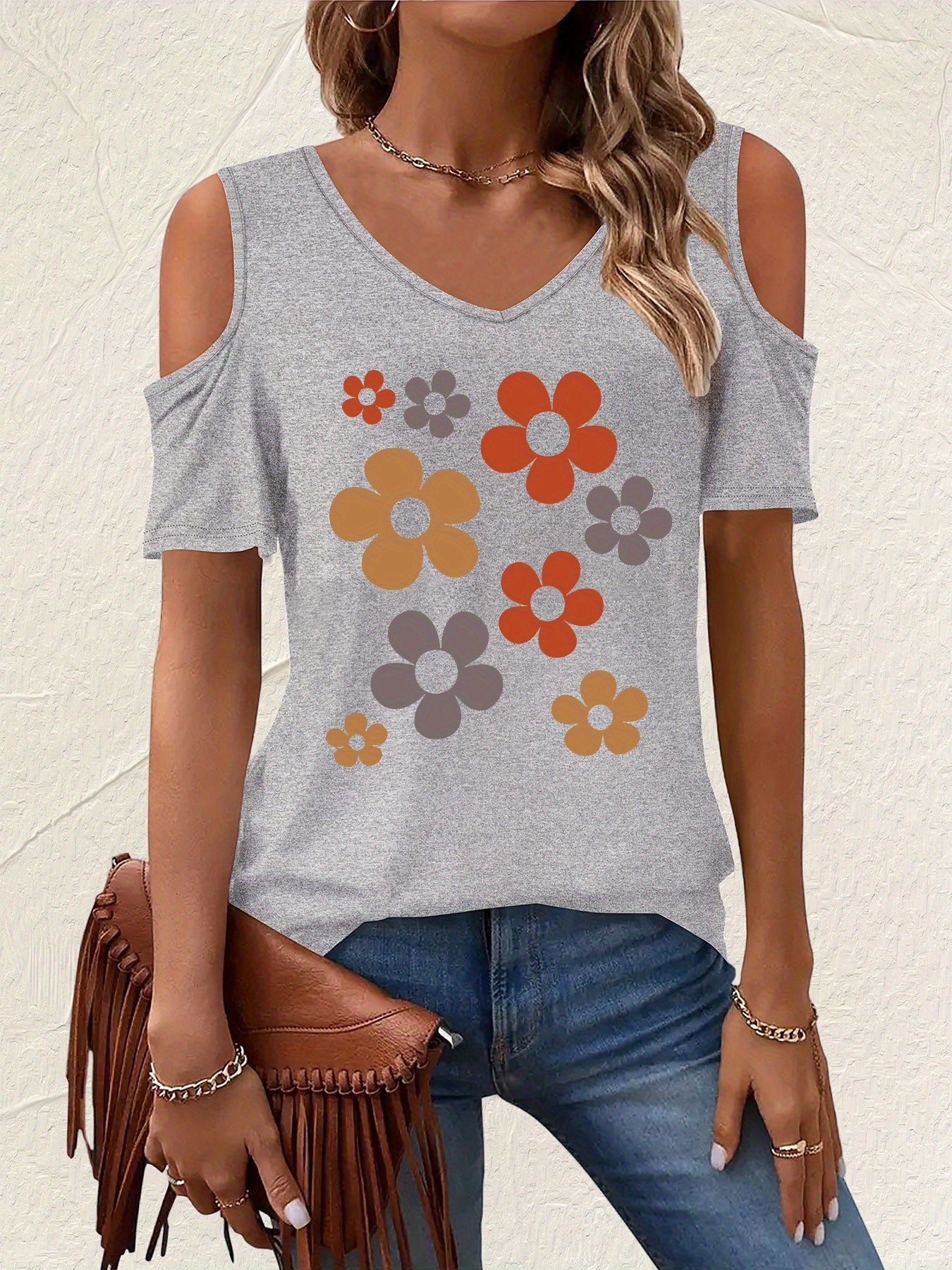 Women'S Fashion T-Shirt with a Printed Design And V-Neck, Stylish Off-Shoulder Short-Sleeve T-Shirt for Women