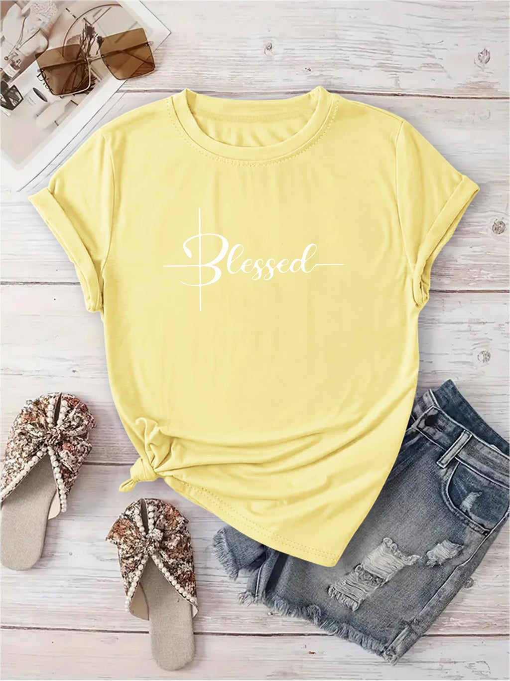 [New Recommendation] Creative Monogram Blessed Printed T-shirt, Women's Casual, Vacation, Short-sleeved Round Neck, Spring and Summer, Machine Washable, New Women's Clothing, Out of the Street Versatile, S