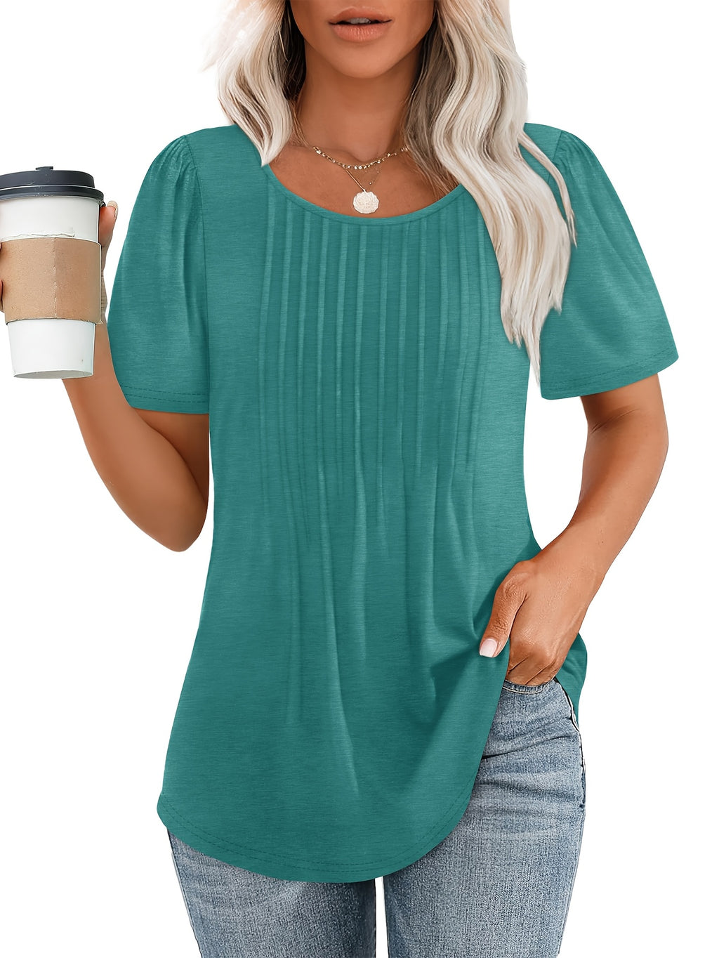 A Three-Piece Set of Women'S Elegant And Stylish Round-Neck Pleated Tops, Perfect for Casual Spring And Summer Wear, Featuring Comfortable And Breathable Short-Sleeve T-Shirts