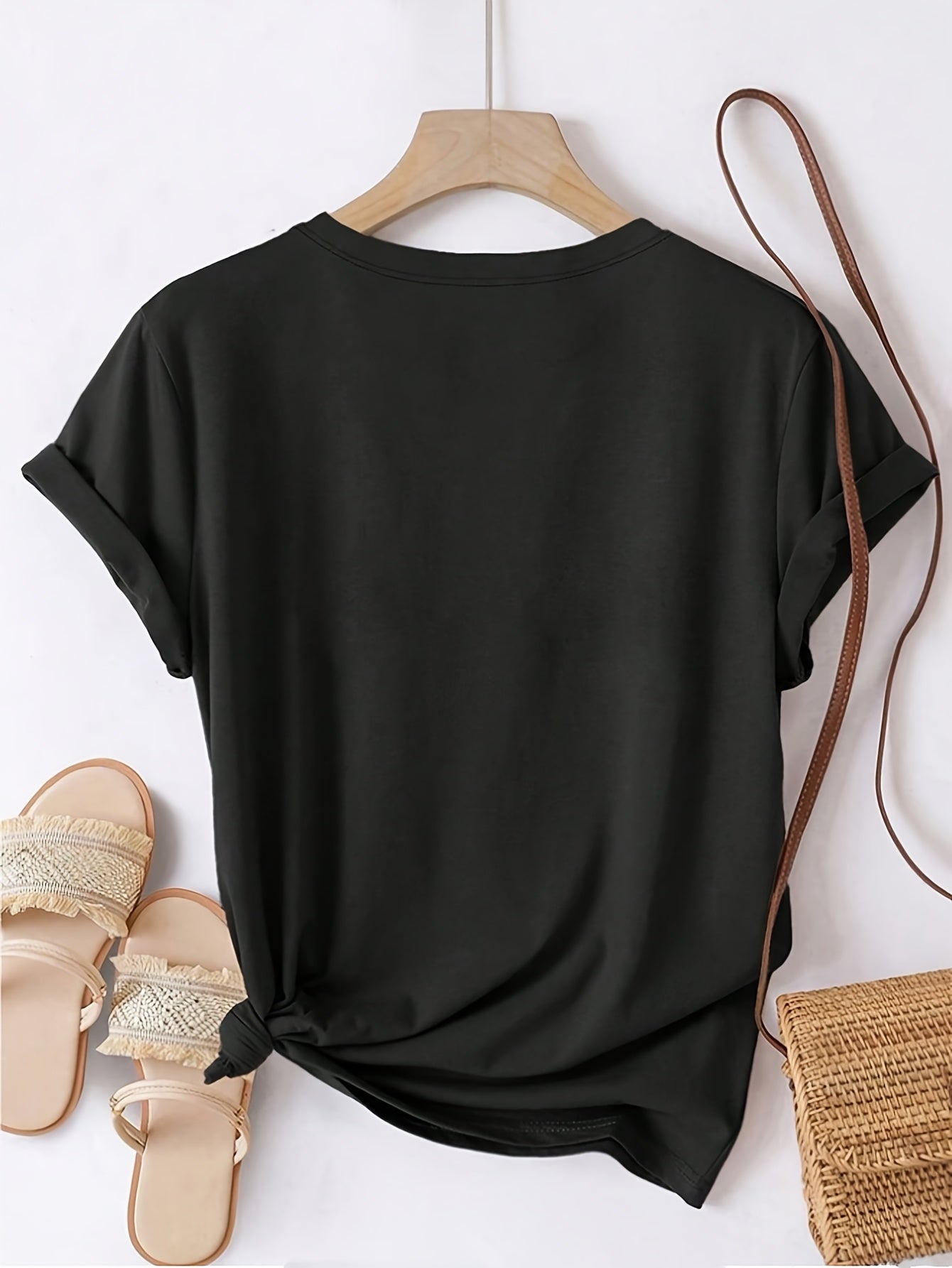 Women'S Casual Short-Sleeve T-Shirt with Floral Print - a Perfect Choice for Spring And Summer.