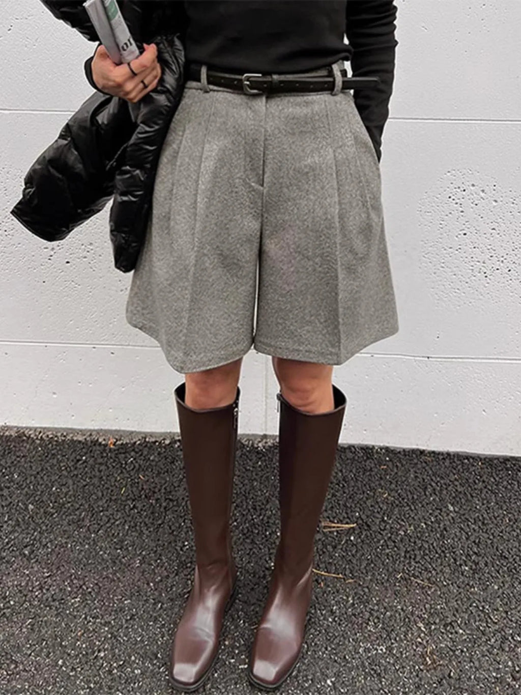 Chic Women Thicken Warm Loose Pockets Faux Woolen Straight Shorts 2024 Autumn Winter High Waist Ladies Wide Leg Shorts WH2