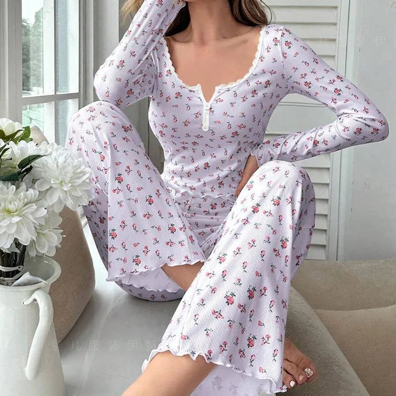 Women’s Floral Print Pajama Set