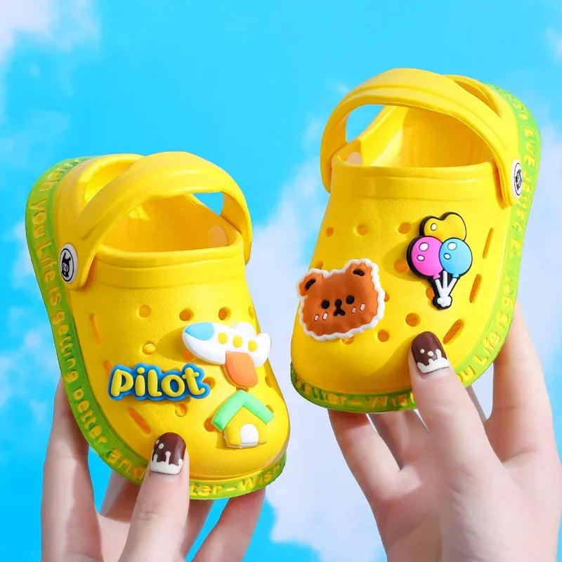 Summer Kids ShoesSandals Hole Children's Shoes Slippers Soft Anti-Skid Cartoon Design Hole Baby Shoes Sandy Beach For Boys Girls