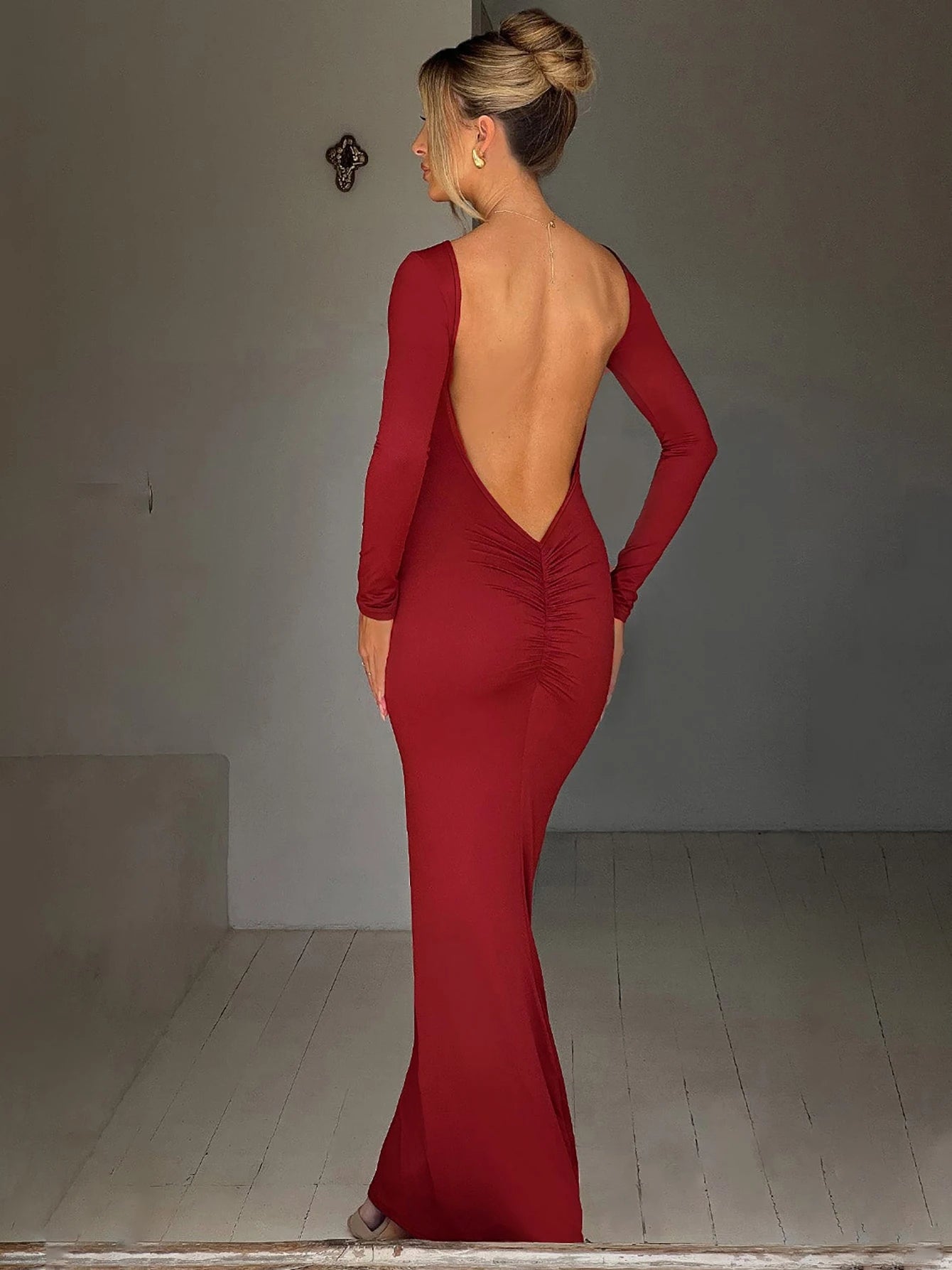 Hugcitar Spring Backless Bodycon Maxi Dress