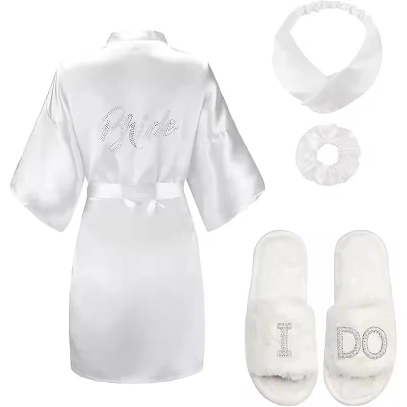 RB91 2017 Fashion Silk Bride of Mother Robe with Gold Letter Sexy Women Short Satin Wedding Kimono Sleepwear Get Ready Robe