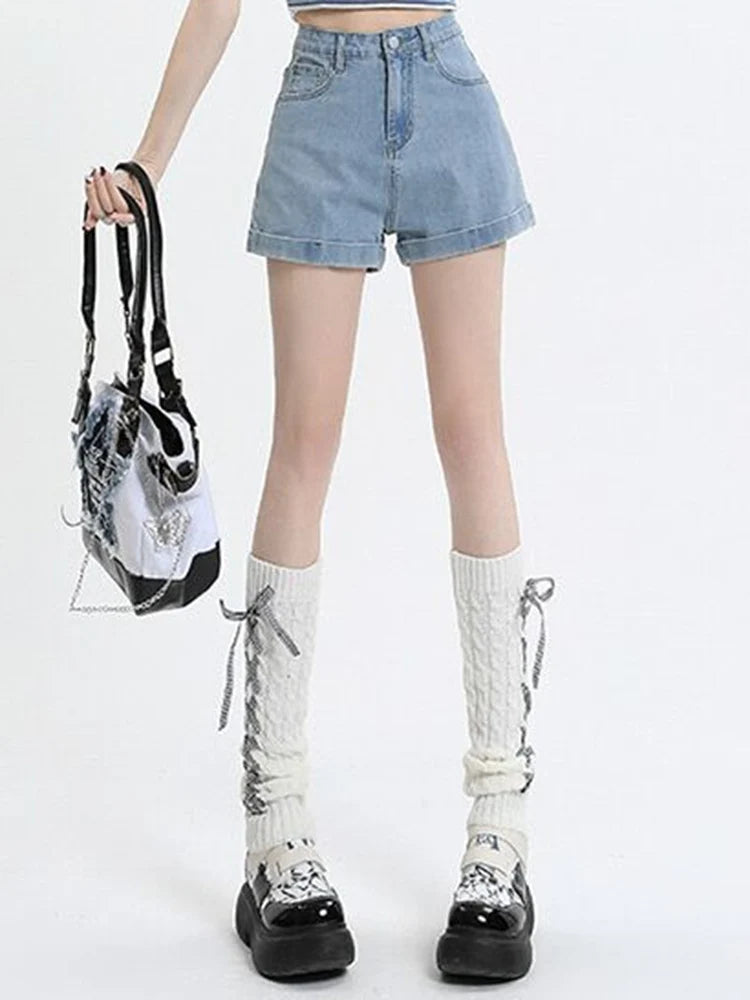 Summer 2026 New Women Rolled Edge Hot Denim Shorts Lady Korean Mini Pants Girls Elastic Blue Black Black Gray A Line Short Jeans