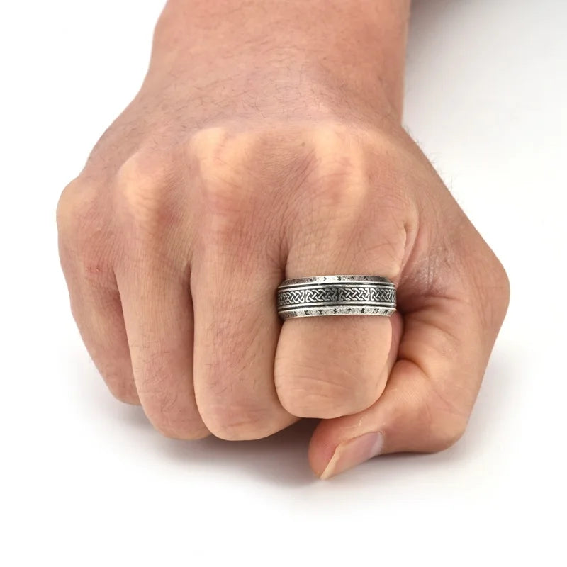 YILUOCD Stainless Steel Viking Runes Ring for Men Women Vintage Nordic Celtic Knot Rings Odin Letter Amulet Jewelry Wholesale