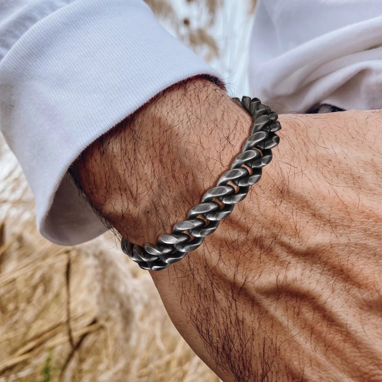 Vnox 18cm/20cm/22cm Stainless Steel Bold Cuban Bracelets for Men Women,6mm/8mm/10mm/12mm Width Miami Curb Links Wristband Gift