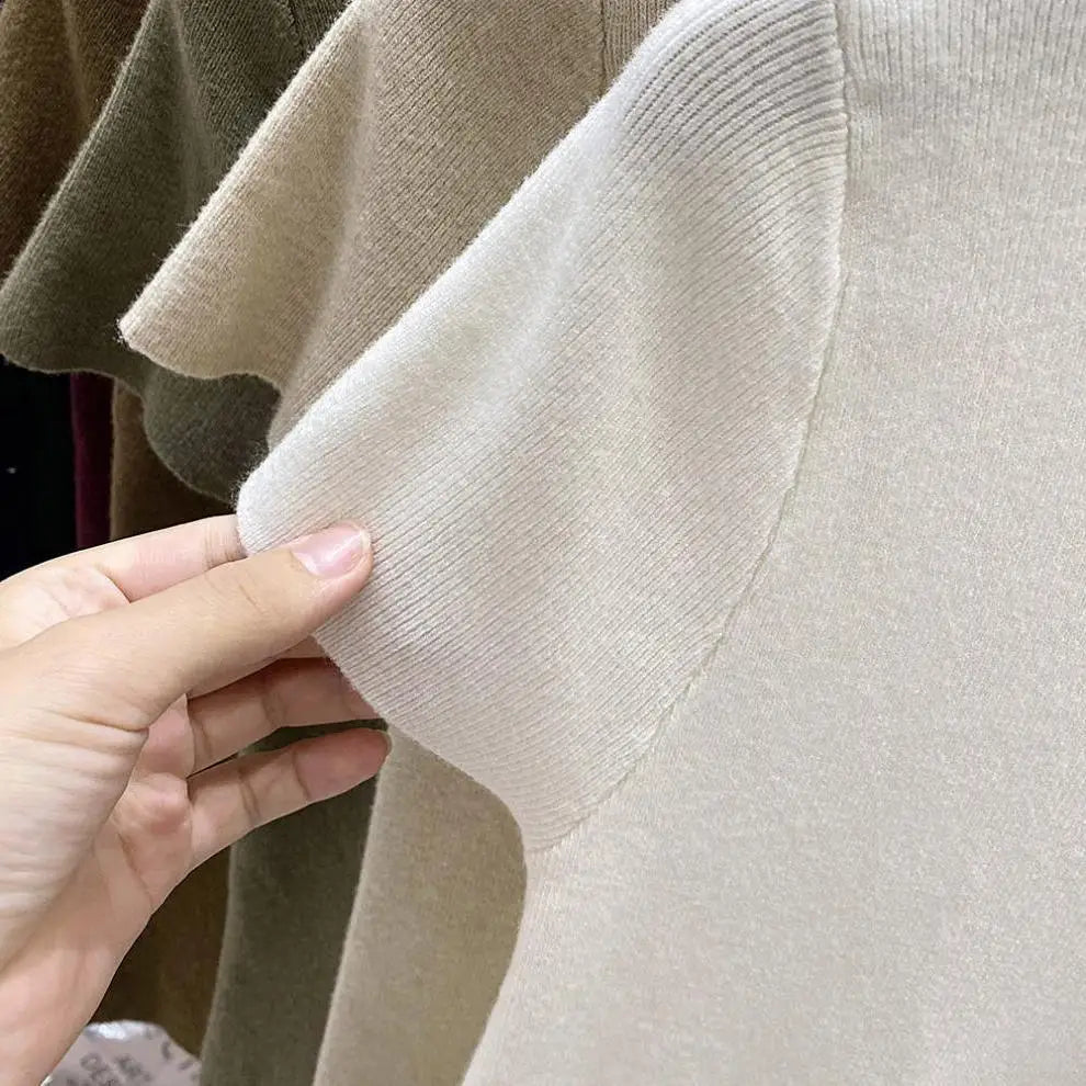 Women’s Slim Short Sleeve Knit Sweater