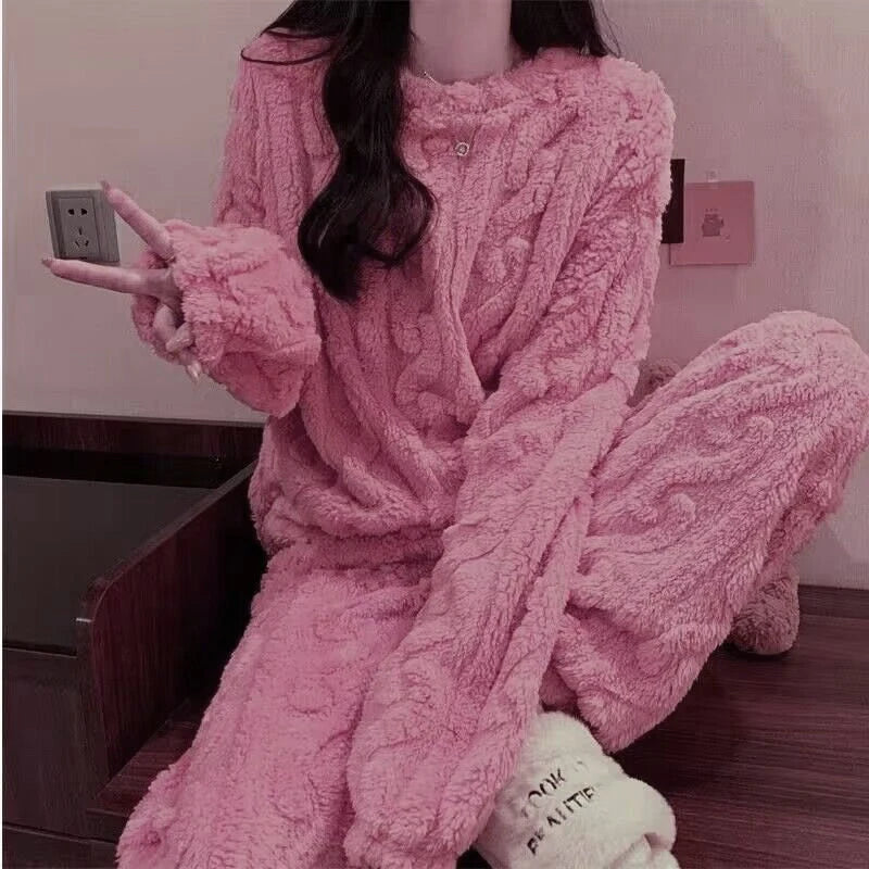 Women’s Coral Velvet Pajama Set