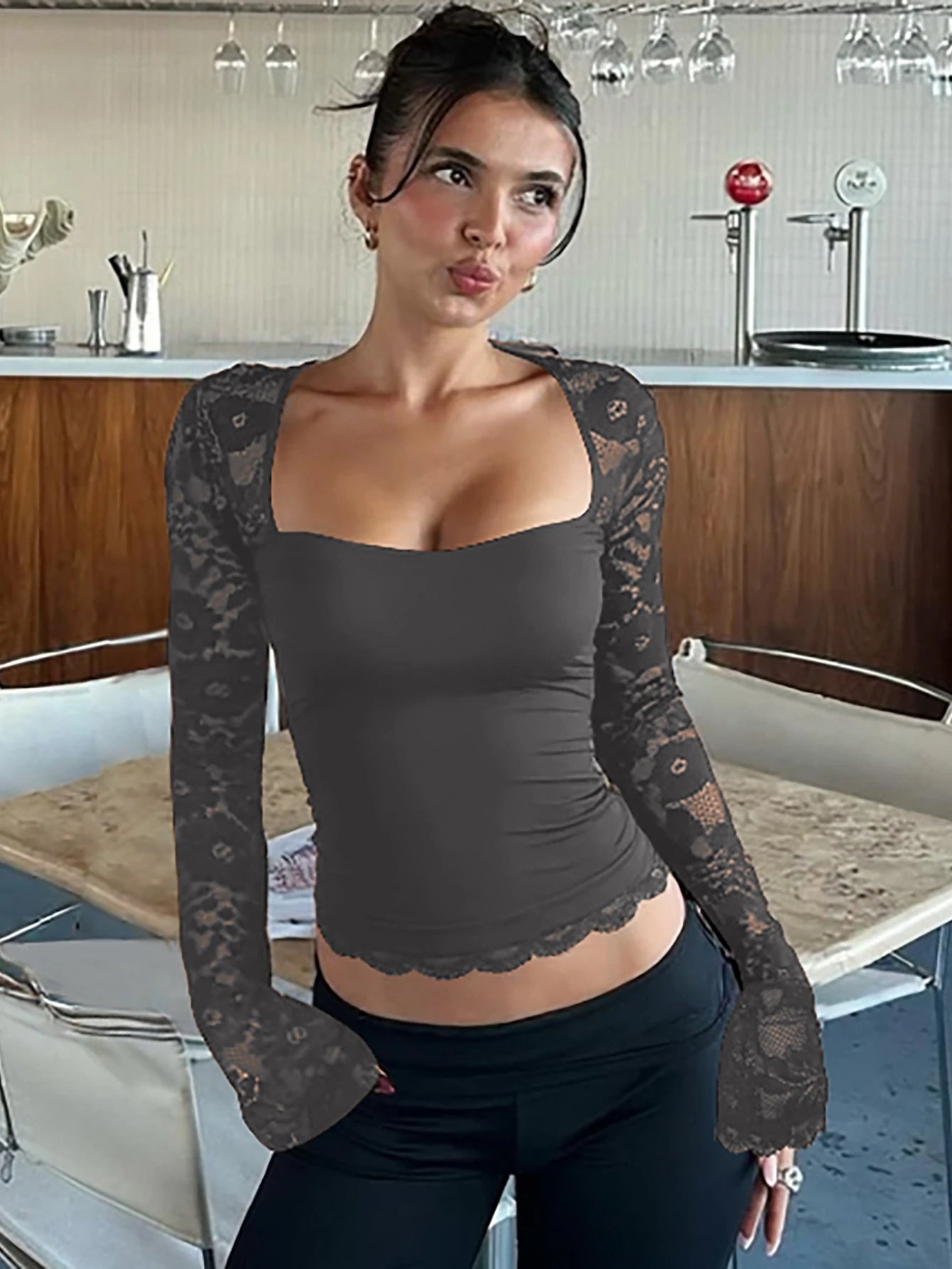 Cugcitar Women’s Square Collar Lace Crop Top