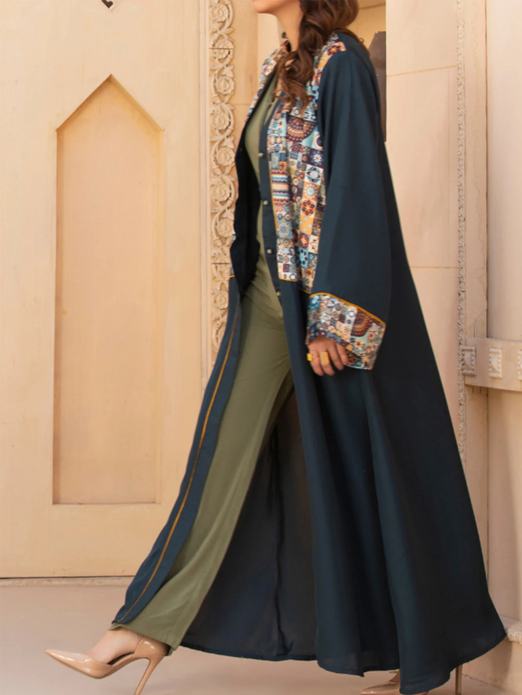 Middle Eastern Muslim Fashion Women's Printed Long-Sleeved Loose Elegant Arabic Cardigan Robe Abaya