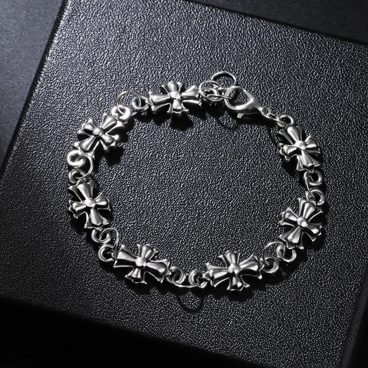 New Gothic cross men's alloy bracelet, retro high-quality street dark style bracelet