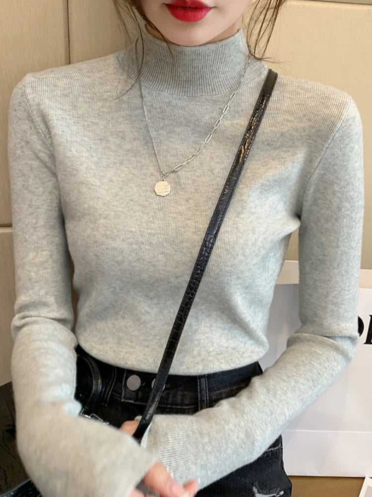 Women’s Turtleneck Knit Sweater