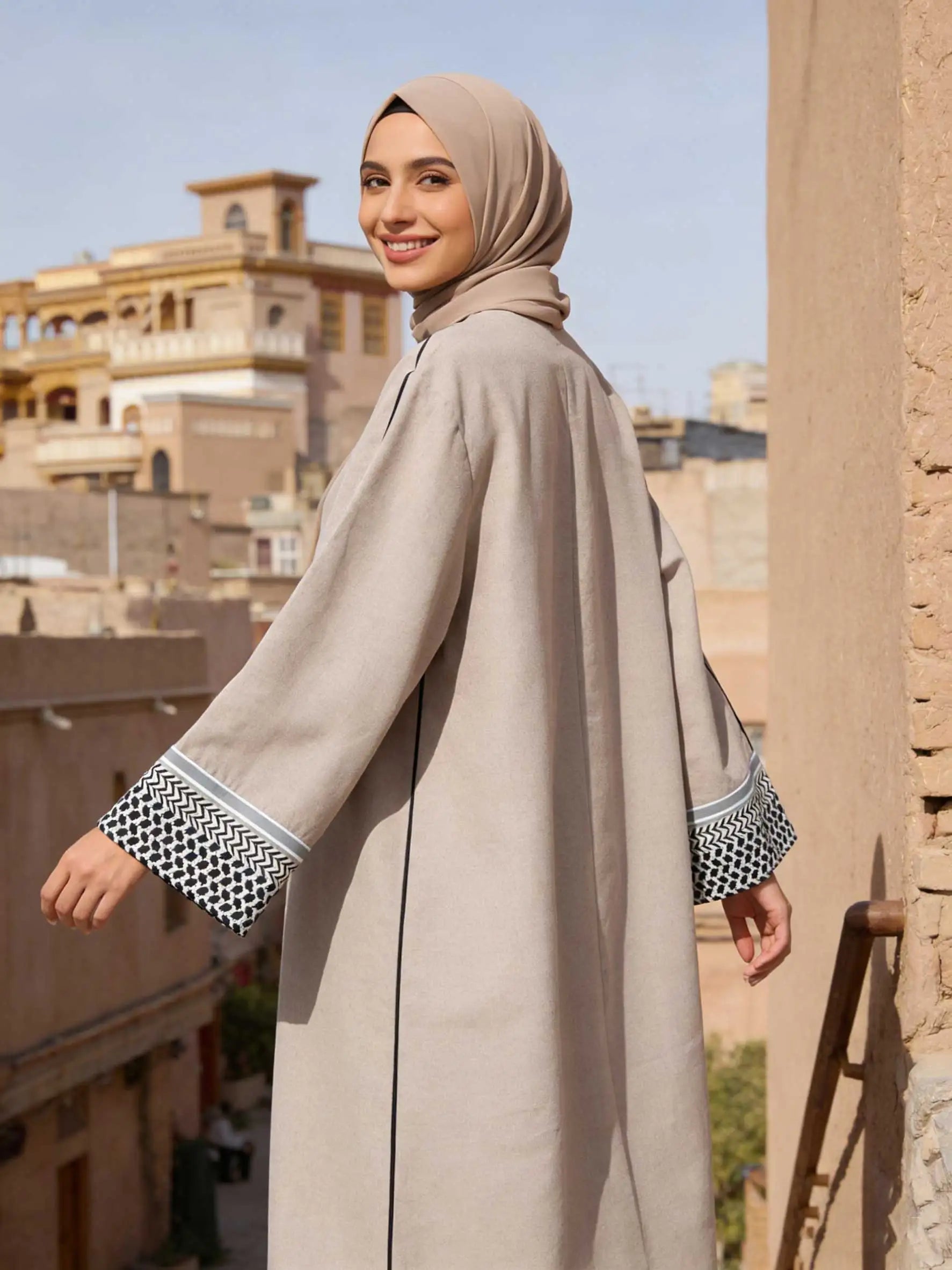 2026 Ramadan Gorgeous Muslim Middle East Abayas Women Elegant Cardigan Fashion Robe Dubai Luxury Eid Islam Long Dress Kaftan