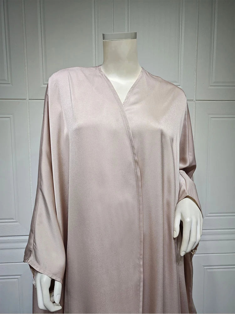 Middle Eastern Muslim Robe Fashion Soft Light Satin Bat Sleeves Long sleeved Coat Women's Arabic Robe