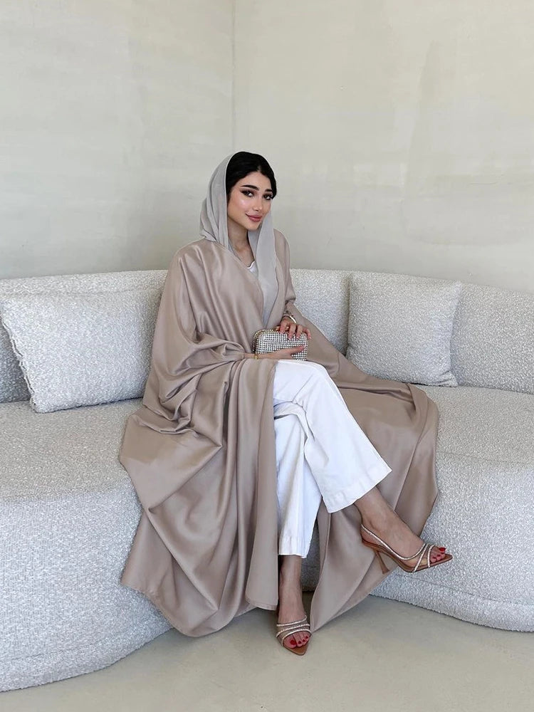 Middle Eastern Muslim Robe Fashion Soft Light Satin Bat Sleeves Long sleeved Coat Women's Arabic Robe