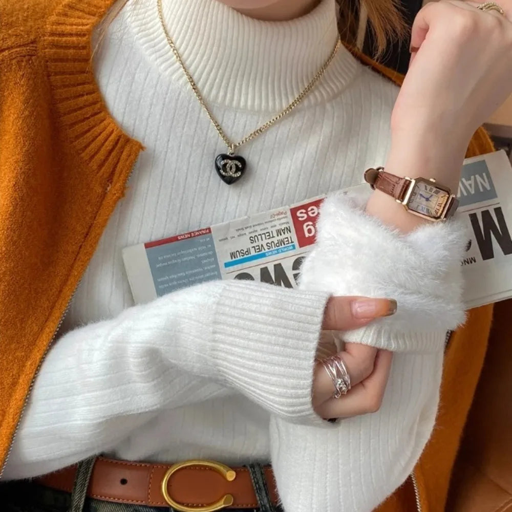 Women’s Turtleneck Sweater with Velvet Lining