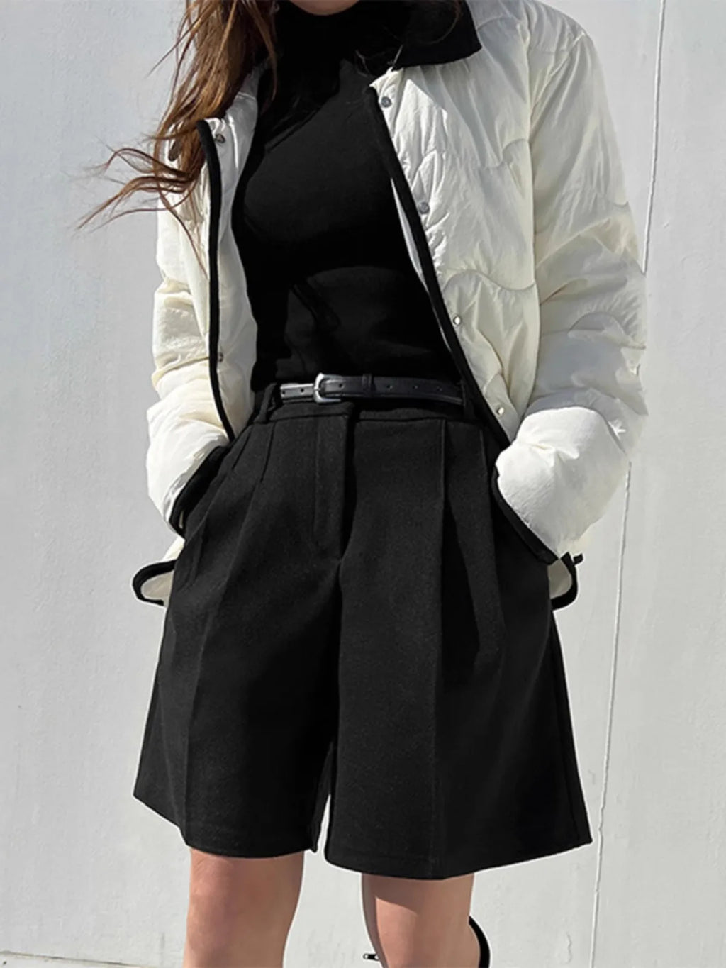 Chic Women Thicken Warm Loose Pockets Faux Woolen Straight Shorts 2024 Autumn Winter High Waist Ladies Wide Leg Shorts WH2