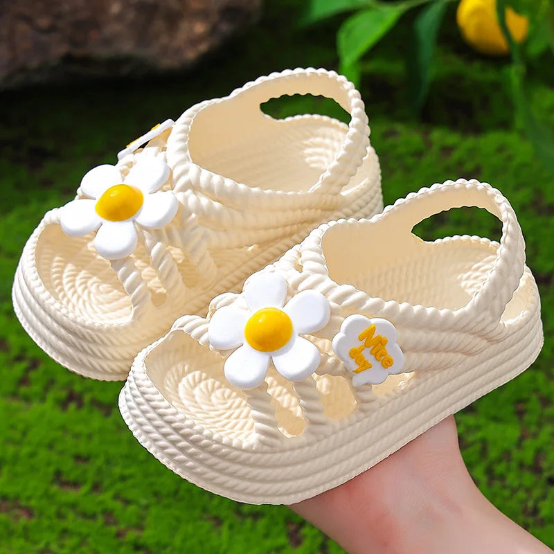 Girls' Sandals Summer New Fashion Princess Shoes EVA Anti slip Soft Bottom Flower Indoor and Outdoor Children's Sandals