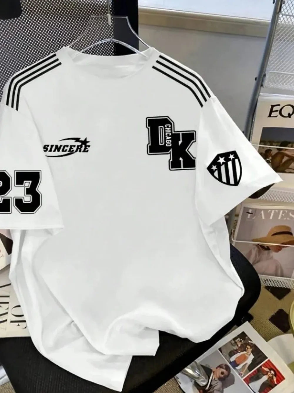 New Summer Men's American Simple Casual Round Neck Breathable T-shirt with Street Digital Printed Pattern Sports Style Top