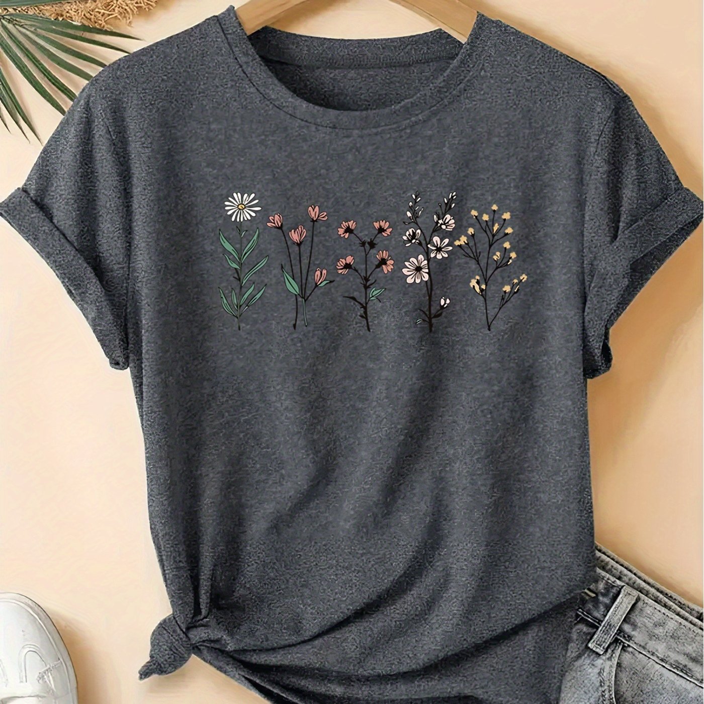 Women's Floral Print T-Shirt - Casual Short Sleeve Round Neck Summer Top, Machine Washable Lightweight Breathable Fabric for Vacation, Streetwear & Sports, Ladies T Shirts, Vacation Clothing, Trendy Graphic Tee, Comfortable F