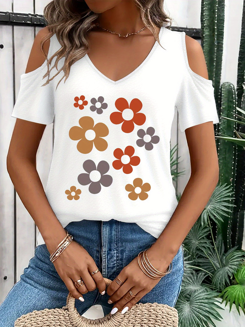 Women'S Fashion T-Shirt with a Printed Design And V-Neck, Stylish Off-Shoulder Short-Sleeve T-Shirt for Women