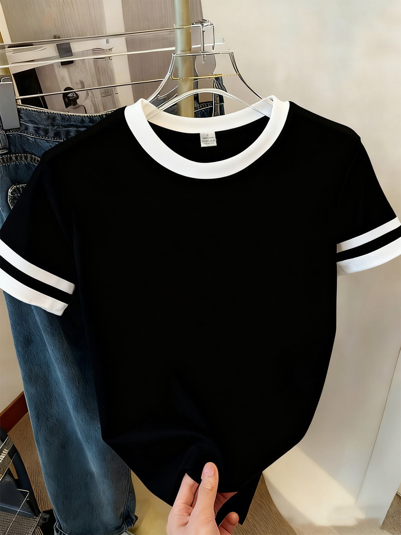 Women'S Stylish Summer Short-Sleeve Pullover Top with Beautiful Contrasting Colors